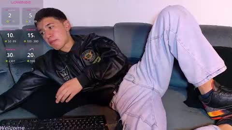 Mr Daren online show from February 19, 6:37 pm