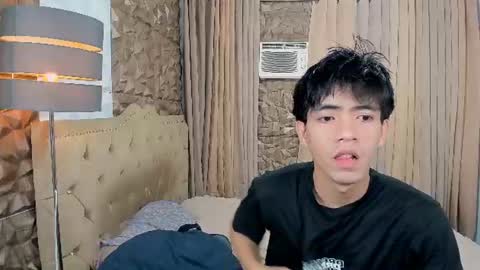 twink_mistingtrevor online show from July 12, 3:58 pm