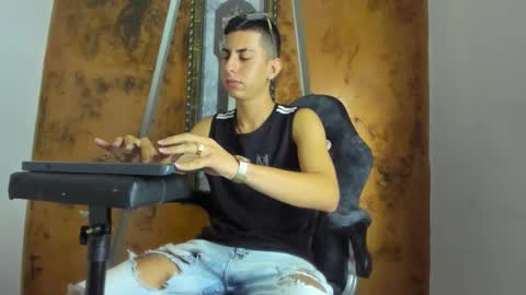 twink_scott19 online show from September 28, 12:16 am