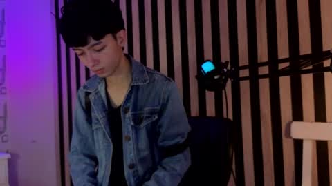 Snapshot of twink_sebas7 chatting on June 21, 12:08 pm Sebastin online show from June 21, 12:08 pm
