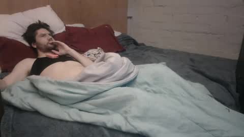 Snapshot of twinkie7 chatting on October 19, 4:13 am Twinkie 333 online show from October 19, 4:13 am