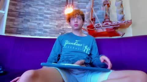 twinkk_guyy online show from November 24, 8:52 pm