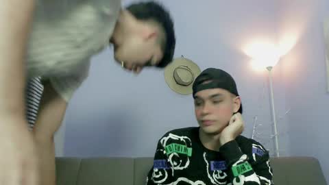 Snapshot of twinks_boys_ chatting on October 14, 3:51 am JHOAN LIAM ZACARIAS online show from October 14, 3:51 am