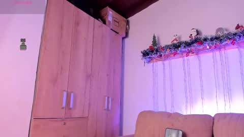 twinksboys_23 online show from January 15, 5:27 pm