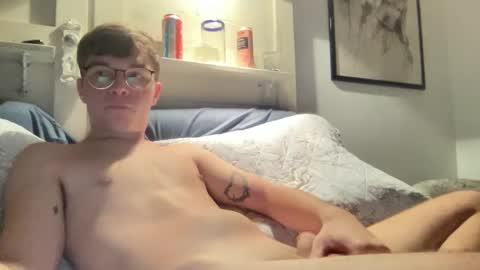 Snapshot of twinkycameron chatting on September 9, 7:41 am twinkycameron online show from September 9, 7:41 am