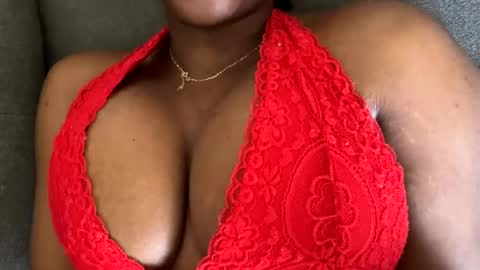 twinpieks online show from April 26, 6:38 pm