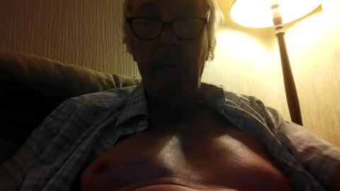 Leslie online show from June 24, 10:53 pm