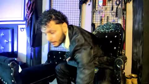 Snapshot of twisted_fantasy_ chatting on February 27, 10:10 pm Clio Tadeo online show from February 27, 10:10 pm