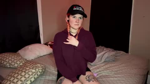 Snapshot of twitchinwhore chatting on January 26, 5:02 am twitchinwhore online show from January 26, 5:02 am