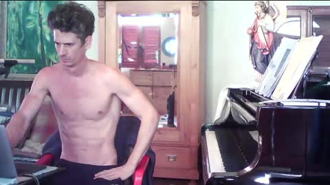 TobeBritta online show from October 19, 1:45 pm