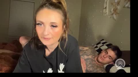 Twofreaksandacam online show from February 21, 6:03 am