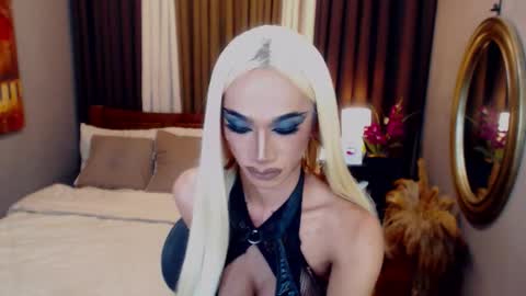 KiaraKeana online show from March 5, 9:44 pm