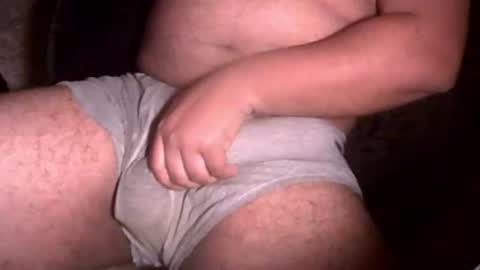 Snapshot of twohandedlongstroker chatting on January 7, 4:04 am biggg daddyyy online show from January 7, 4:04 am