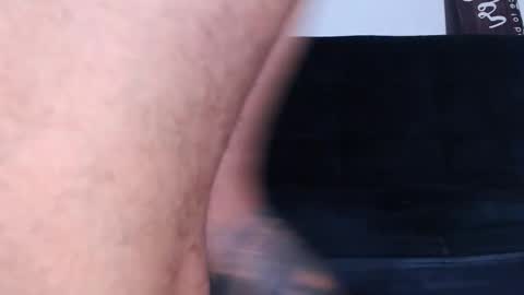 Snapshot of twonaugthy77 chatting on December 5, 4:53 am Angel online show from December 5, 4:53 am