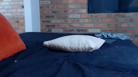 Snapshot of twonaugthy77 chatting on November 2, 1:08 am Angel online show from November 2, 1:08 am