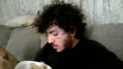 Snapshot of twotoneblicky chatting on November 8, 9:42 am twotoneblicky online show from November 8, 9:42 am