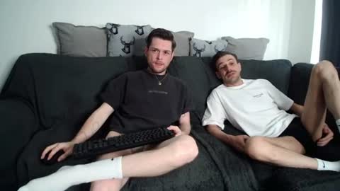 Snapshot of twotwinkhusbands chatting on July 24, 2:37 pm RyanRowan online show from July 24, 2:37 pm