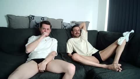 Snapshot of twotwinkhusbands chatting on July 31, 12:48 pm RyanRowan online show from July 31, 12:48 pm