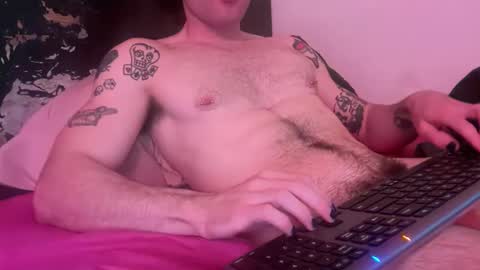 twunkymikey online show from May 2, 10:26 pm