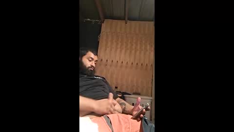 Snapshot of txfatdaddy800 chatting on December 15, 3:55 am txfatdaddy800 online show from December 15, 3:55 am