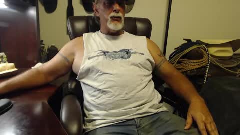 txlobo60 online show from September 16, 12:00 am