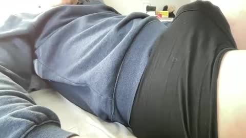 Snapshot of tyber87 chatting on January 20, 9:35 am Padrynhyo online show from January 20, 9:35 am