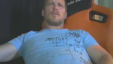 tyfinns69568194 online show from September 12, 4:23 am