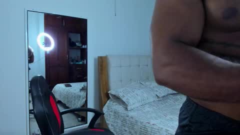 Snapshot of tygafit chatting on February 24, 2:09 am Yorquis Guzman online show from February 24, 2:09 am