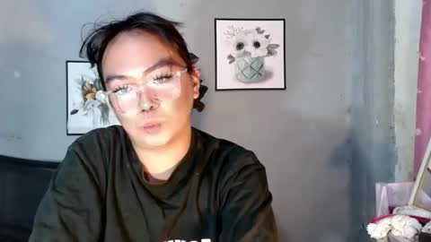 Snapshot of tyla_23 chatting on May 10, 2:33 pm Tyla online show from May 10, 2:33 pm
