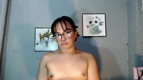 Snapshot of tyla_23 chatting on June 1, 3:30 am Tyla online show from June 1, 3:30 am