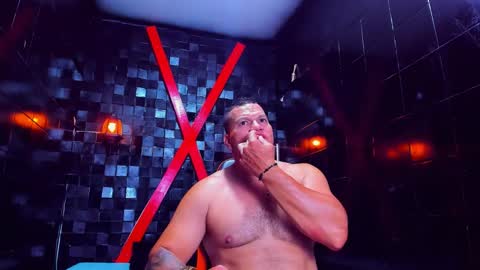 Tyleer Scot online show from April 2, 7:33 pm