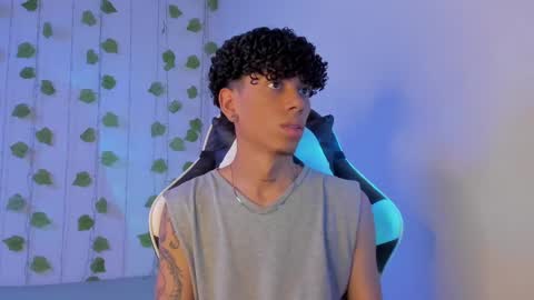 Tyler Garcia  online show from February 17, 3:36 am