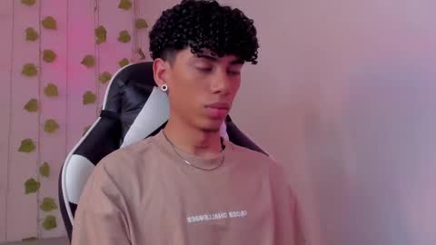 Tyler Garcia  online show from February 20, 3:41 pm