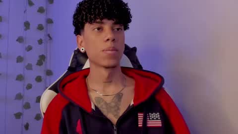 Tyler Garcia  online show from February 25, 1:17 pm