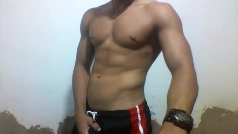 Snapshot of tyler_gold823 chatting on February 17, 4:15 pm Tyler online show from February 17, 4:15 pm