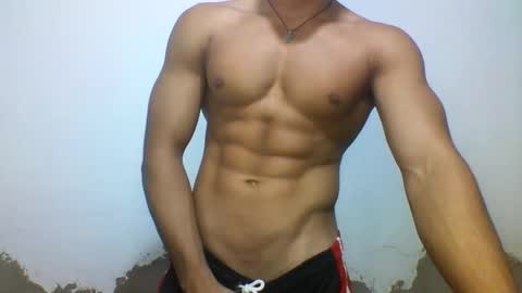 Snapshot of tyler_gold823 chatting on March 7, 1:51 pm Tyler online show from March 7, 1:51 pm