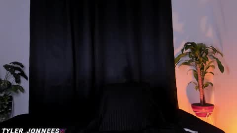 Tyler online show from March 17, 1:32 am