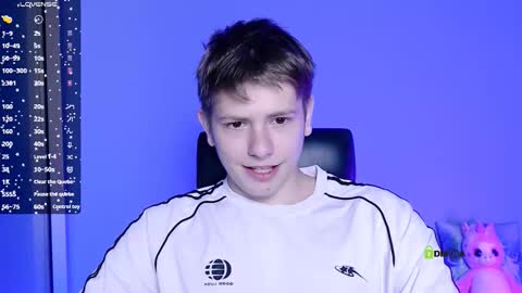 Snapshot of tyler_sparks_ chatting on September 14, 7:13 pm tyler_sparks_ online show from September 14, 7:13 pm