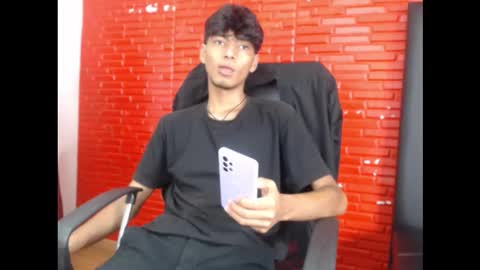 tyler_wolf_1 online show from October 8, 11:52 am