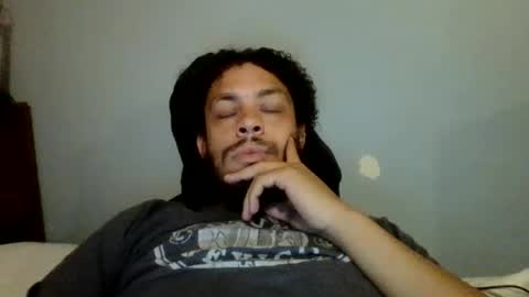 tylerburns318 online show from June 12, 4:22 am