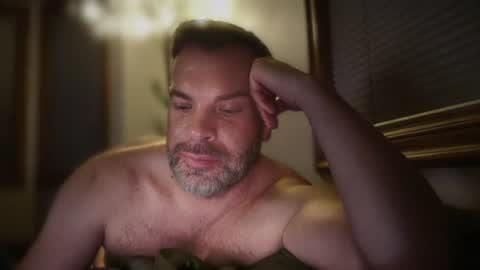 Snapshot of tylerdavidxxx chatting on June 17, 6:38 am Tyler David online show from June 17, 6:38 am
