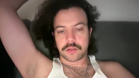 Tyleruzi online show from May 15, 4:30 am