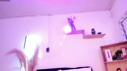 tylla__ online show from May 30, 5:21 pm