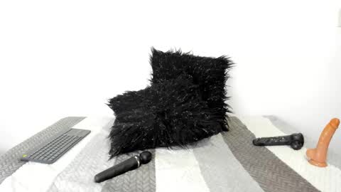 Tylor Martinez online show from October 27, 7:51 pm