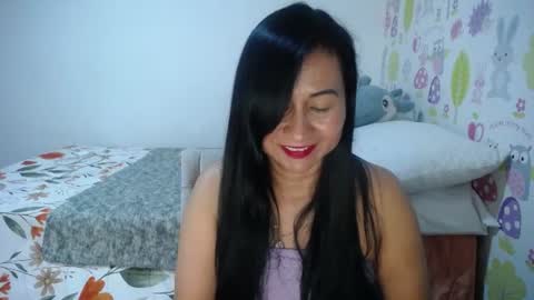 Snapshot of tyna_b chatting on July 6, 3:58 pm Tyna online show from July 6, 3:58 pm
