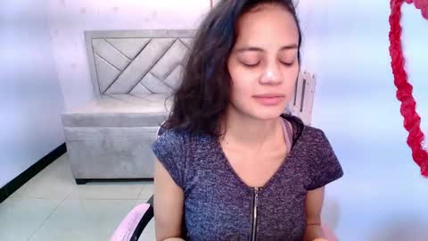 TYNA  online show from February 26, 4:35 pm