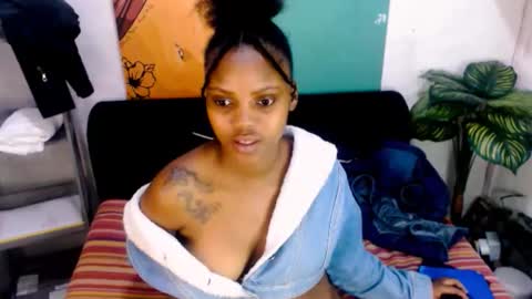 Tyra online show from June 5, 10:26 pm