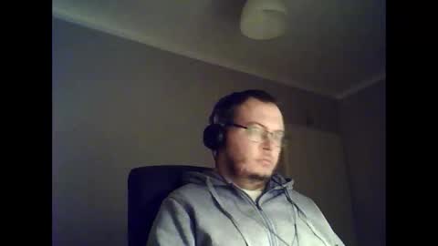 Snapshot of tyradi1991 chatting on January 1, 6:27 pm tyradi1991 online show from January 1, 6:27 pm