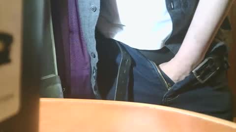 Snapshot of u02g2 chatting on April 16, 4:08 pm u02g2 online show from April 16, 4:08 pm