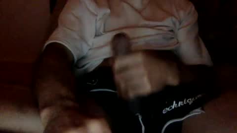 Snapshot of u1f33f chatting on November 26, 9:21 am yaya online show from November 26, 9:21 am